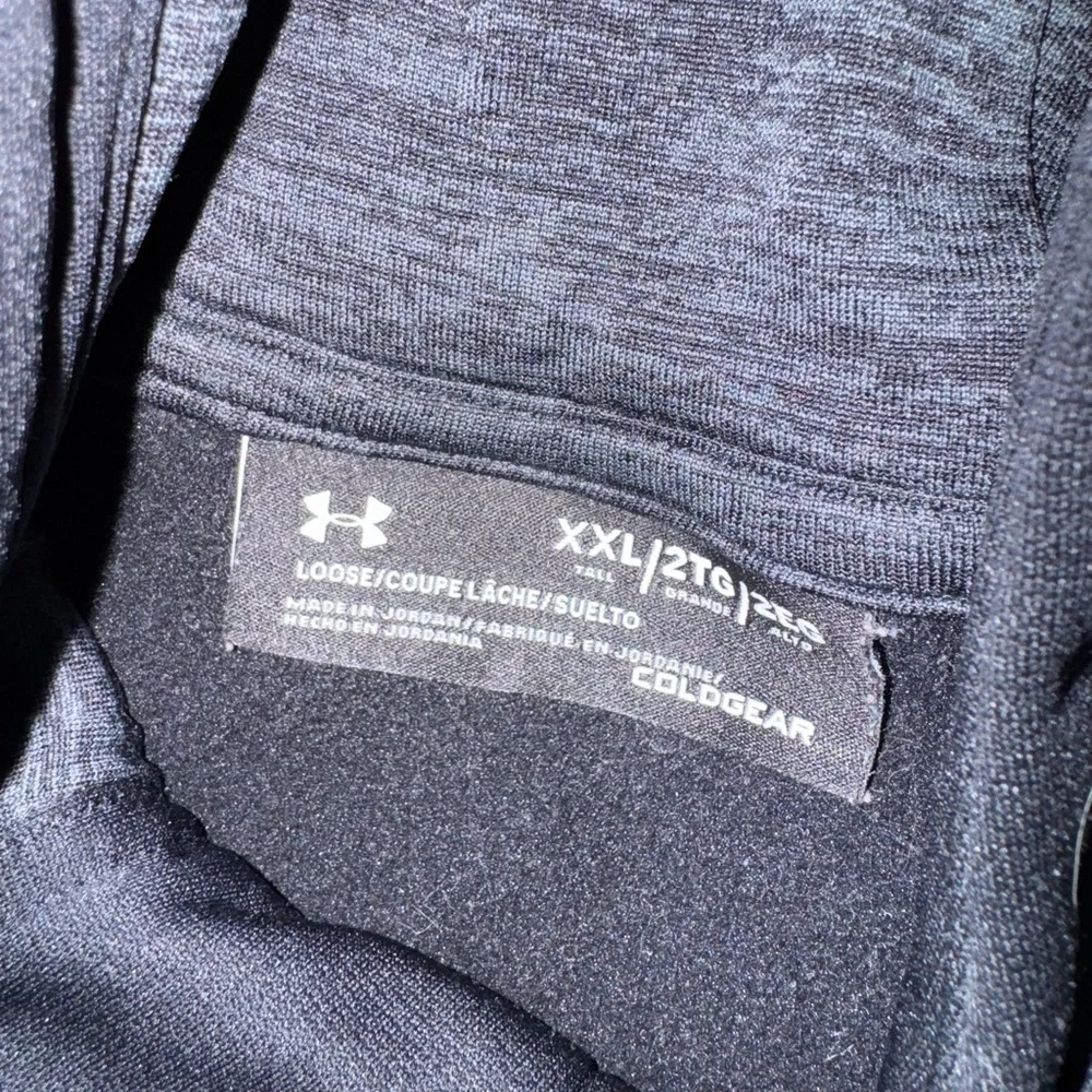 Under Armour Charcoal Black Men's Hoodie - Picture 2 of 2